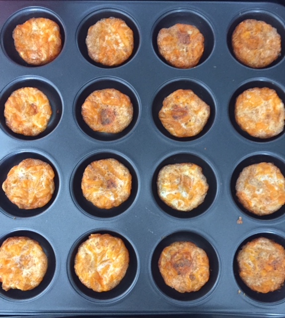 joanheaton519blog: Low Carb Cheese and Egg White Crisps