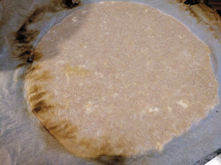 El papel es reutilizado, por eso está doradín.