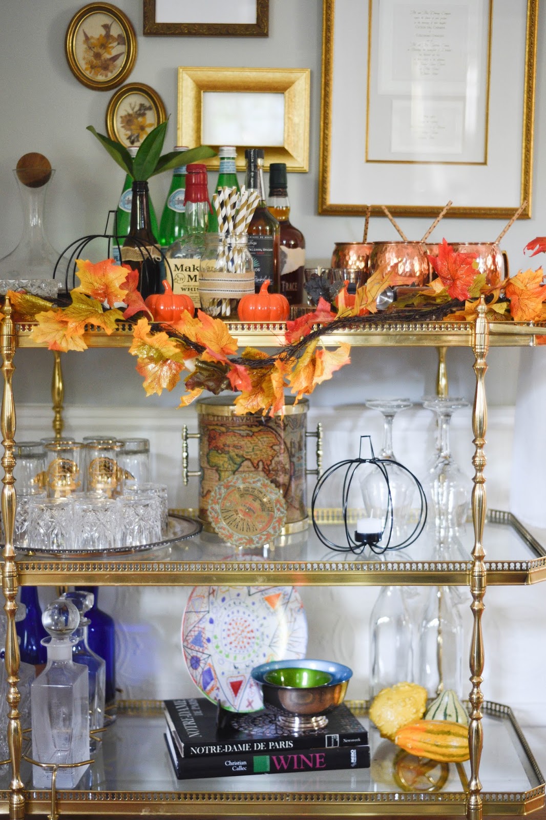 Decorating your barcart for Fall Dining Room Fall decorations www.homewithkeki.com #falldecor #diningrooms #fall Decorating your barcart for Fall Dining Room Fall decorations www.homewithkeki.com #falldecor #diningrooms #fall