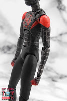 MAFEX Spider-Man (Miles Morales) 23