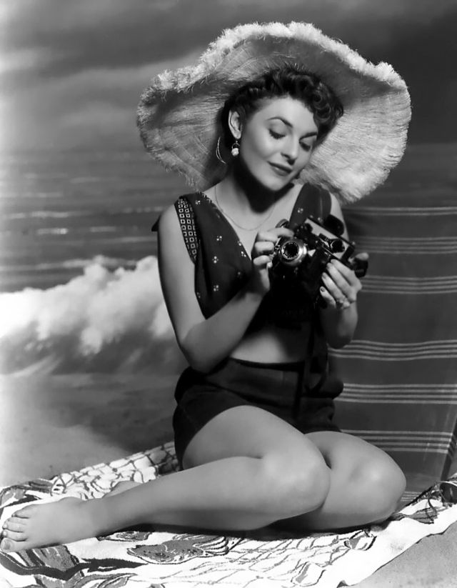 40 Gorgeous Photos of Anne Bancroft in the 1950s and ’60s Vintage