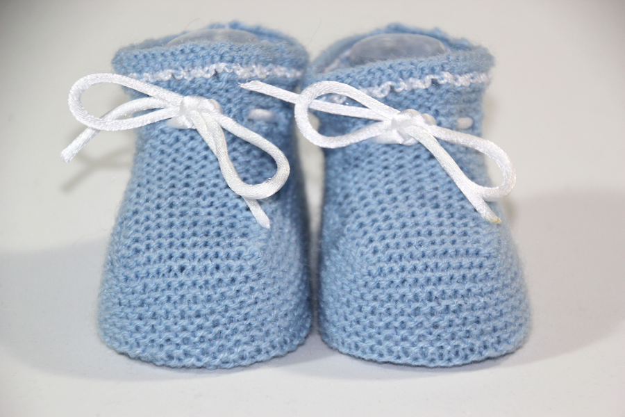 DIY Cómo hacer patucos de punto para bebe (patrones gratis)