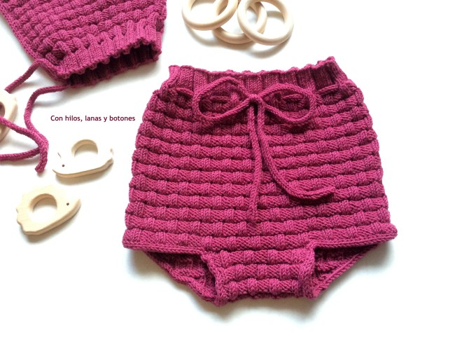 Con hilos, lanas y botones: Picnic Baby Bloomers and Pixie Hat