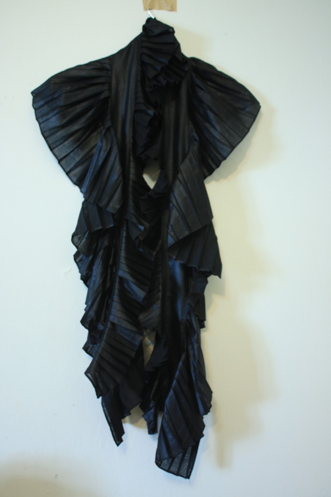 laws of general economy: Alpha60 Pleated black glossy scarf