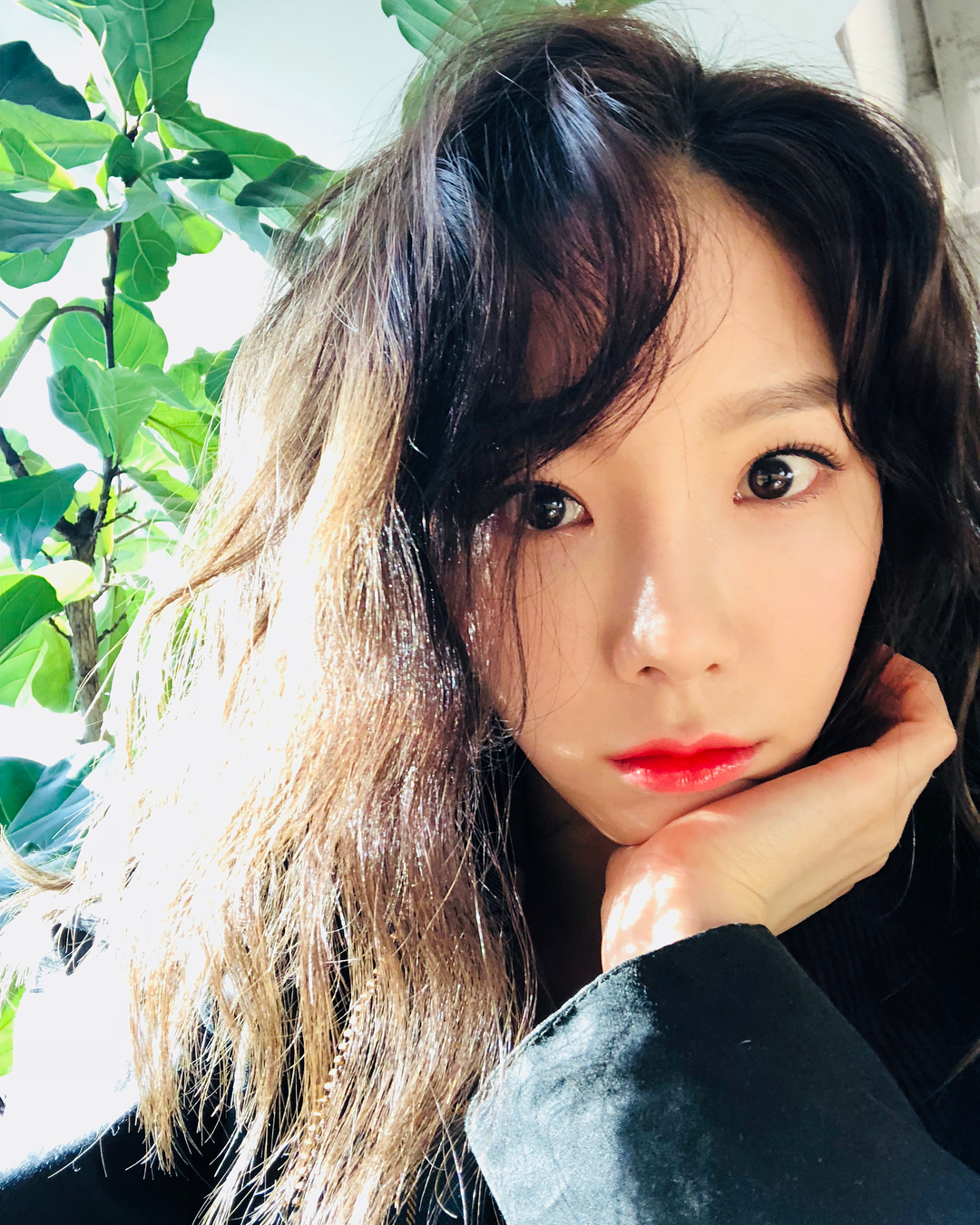 See the gorgeous selfies from SNSD TaeYeon - Wonderful Generation