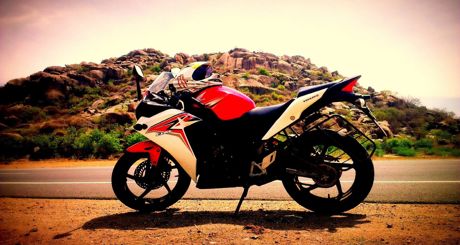 Honda Cbr 150 | Honda Cbr 150 R Wallpapers Reviews Specifications Honda ...