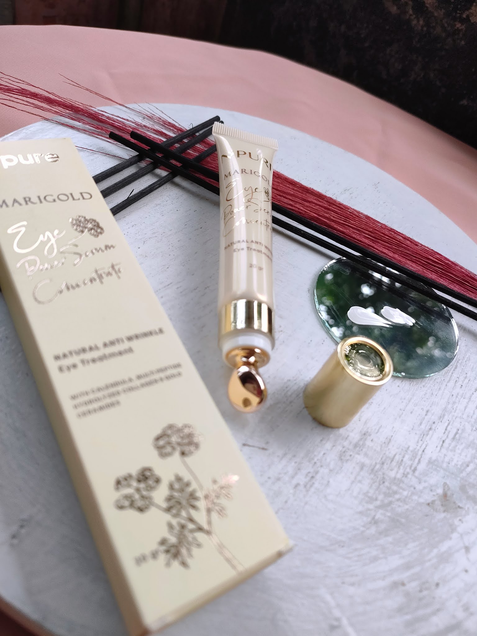 Aya Choiriyah Eye Cream Lokal Terbaik Untuk Mengatasi Mata Panda