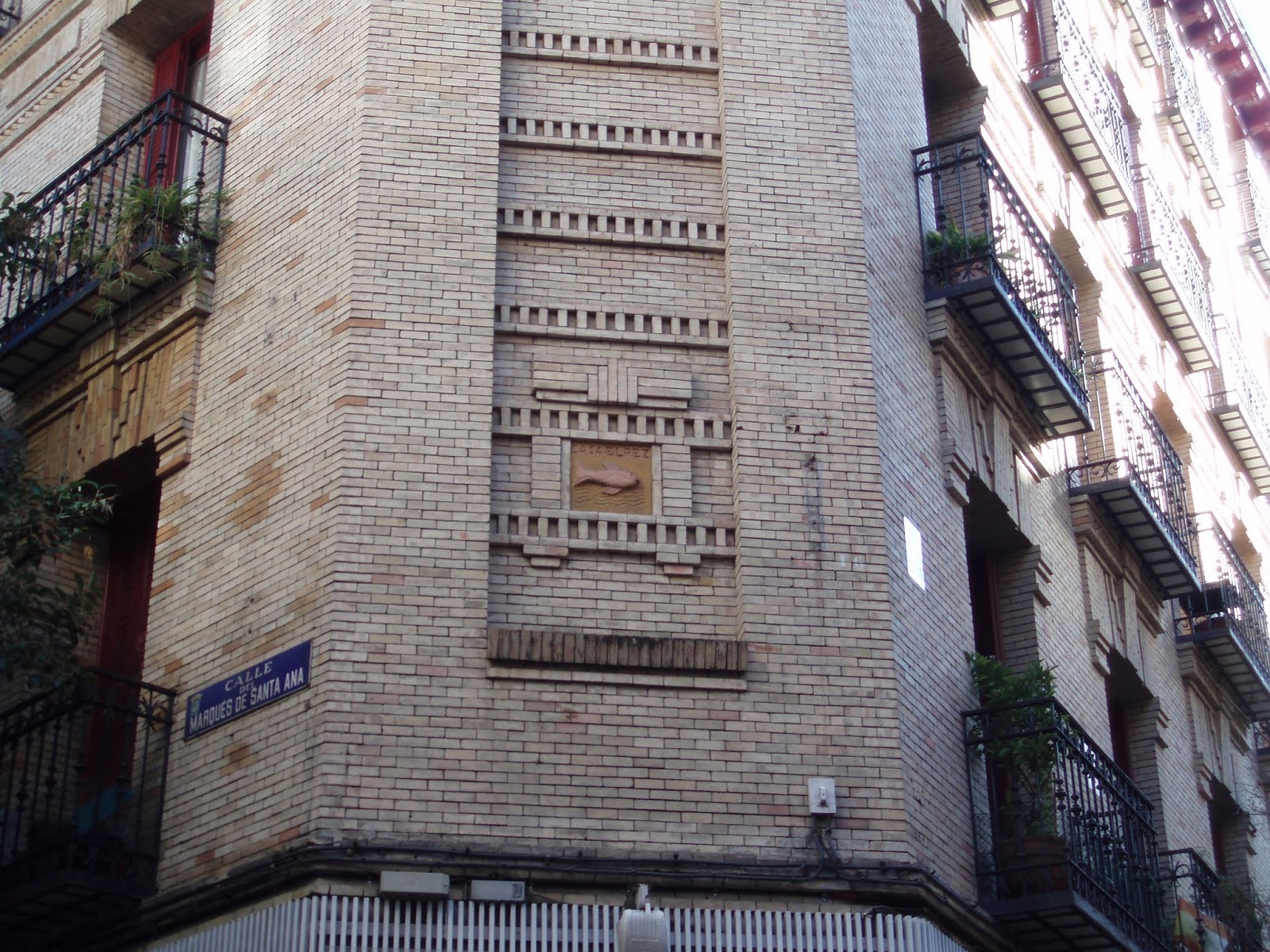 Manuelblas.Madrid Insólito callejero de Madrid 7. Calle del Pez