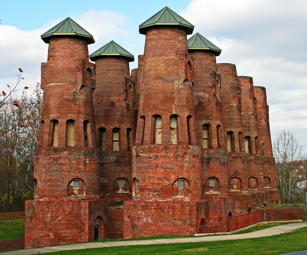 MOLOVINSKY ON ALLENTOWN Lehigh County's Twisted Priorities