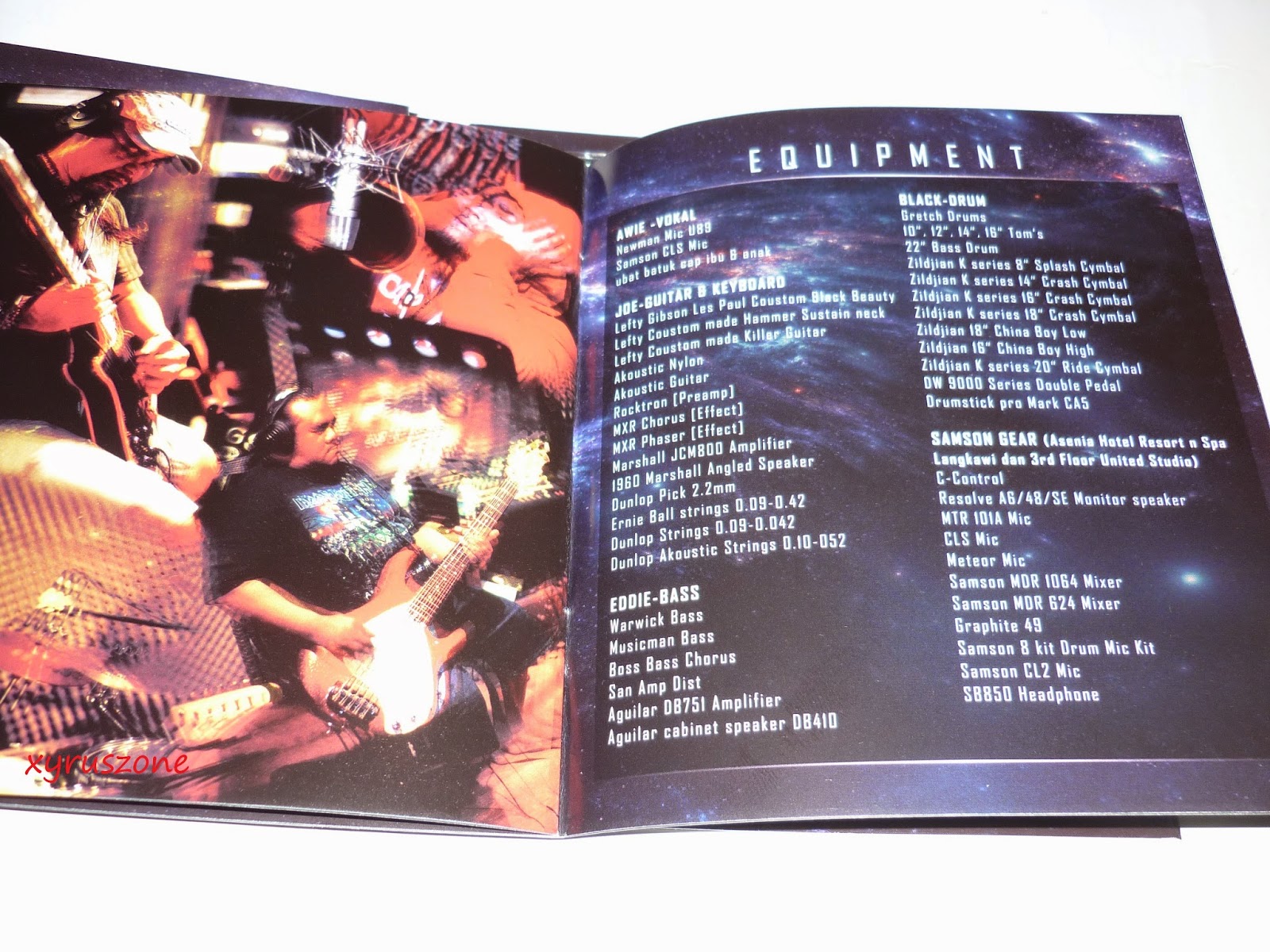 Xyrus Zone Wings Menakluk Kosmos (2014)