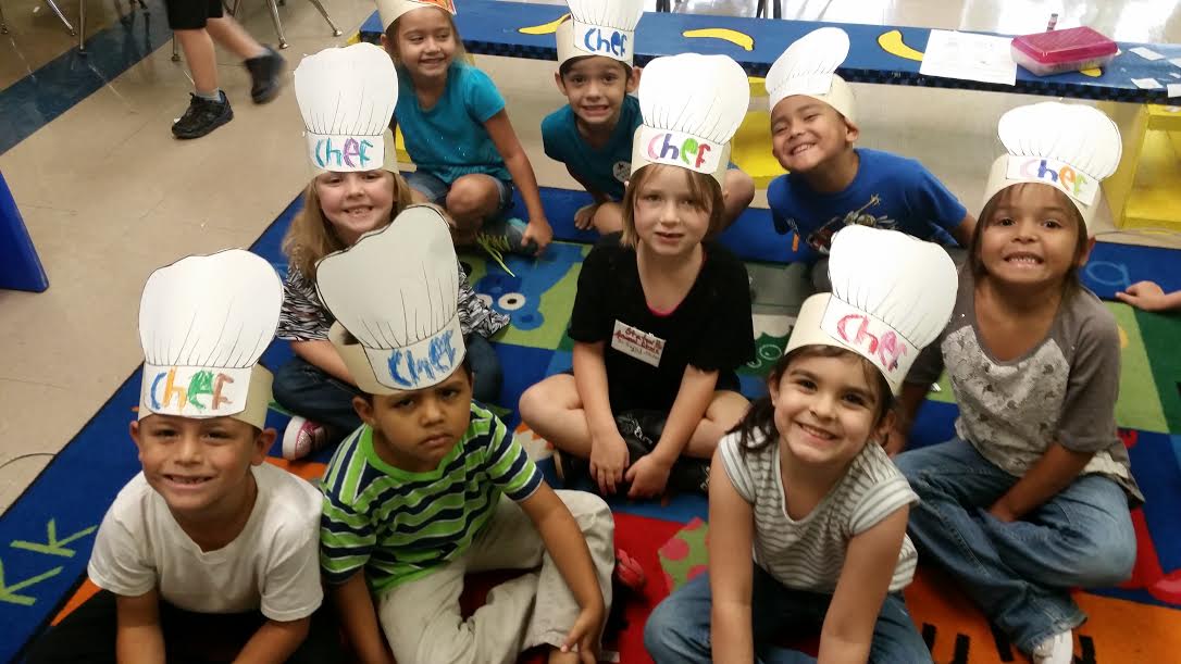 Kindergarten Monkey Bunch! Cooking with great Chefs!