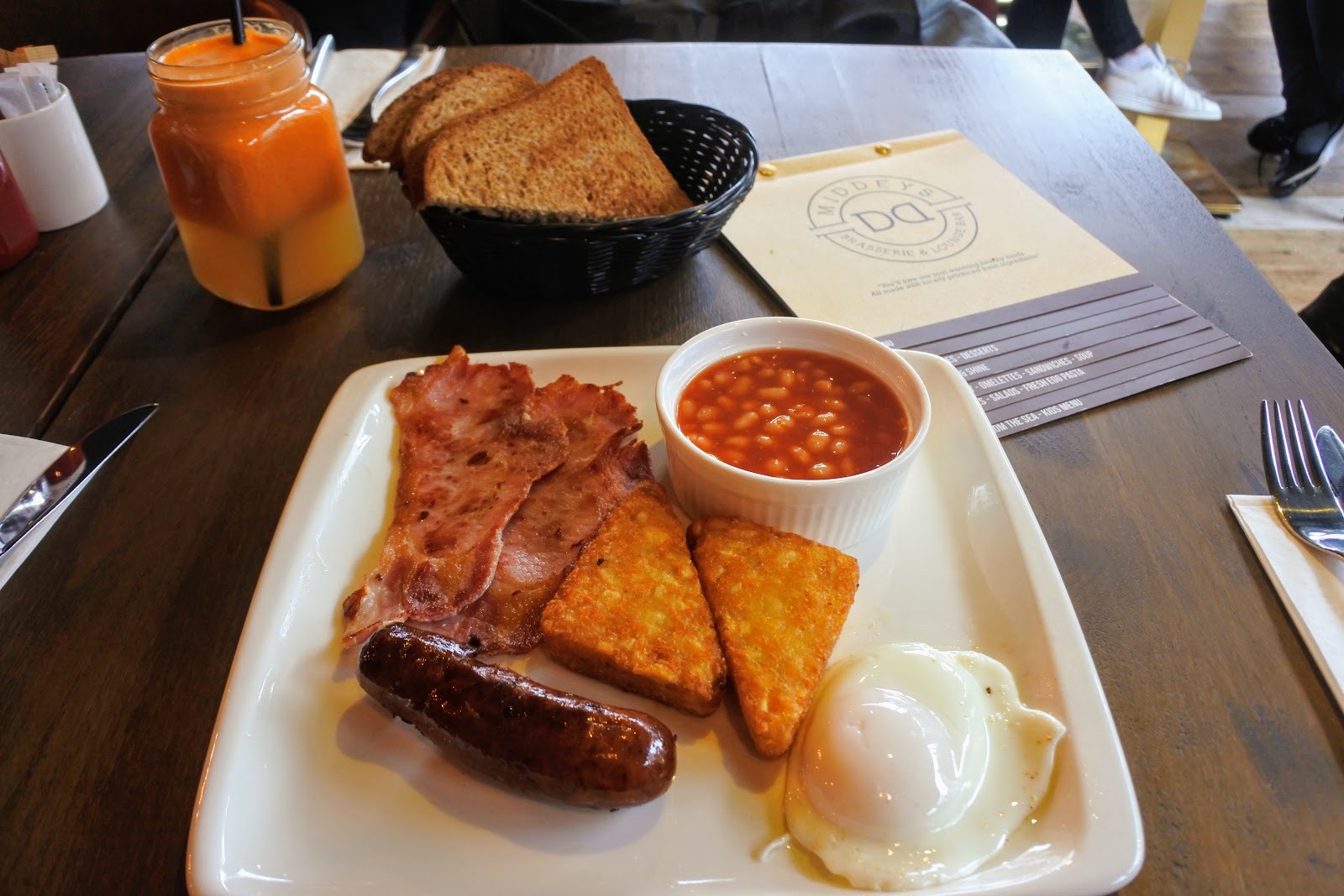 Middeys Crouch End Raqs and Riches