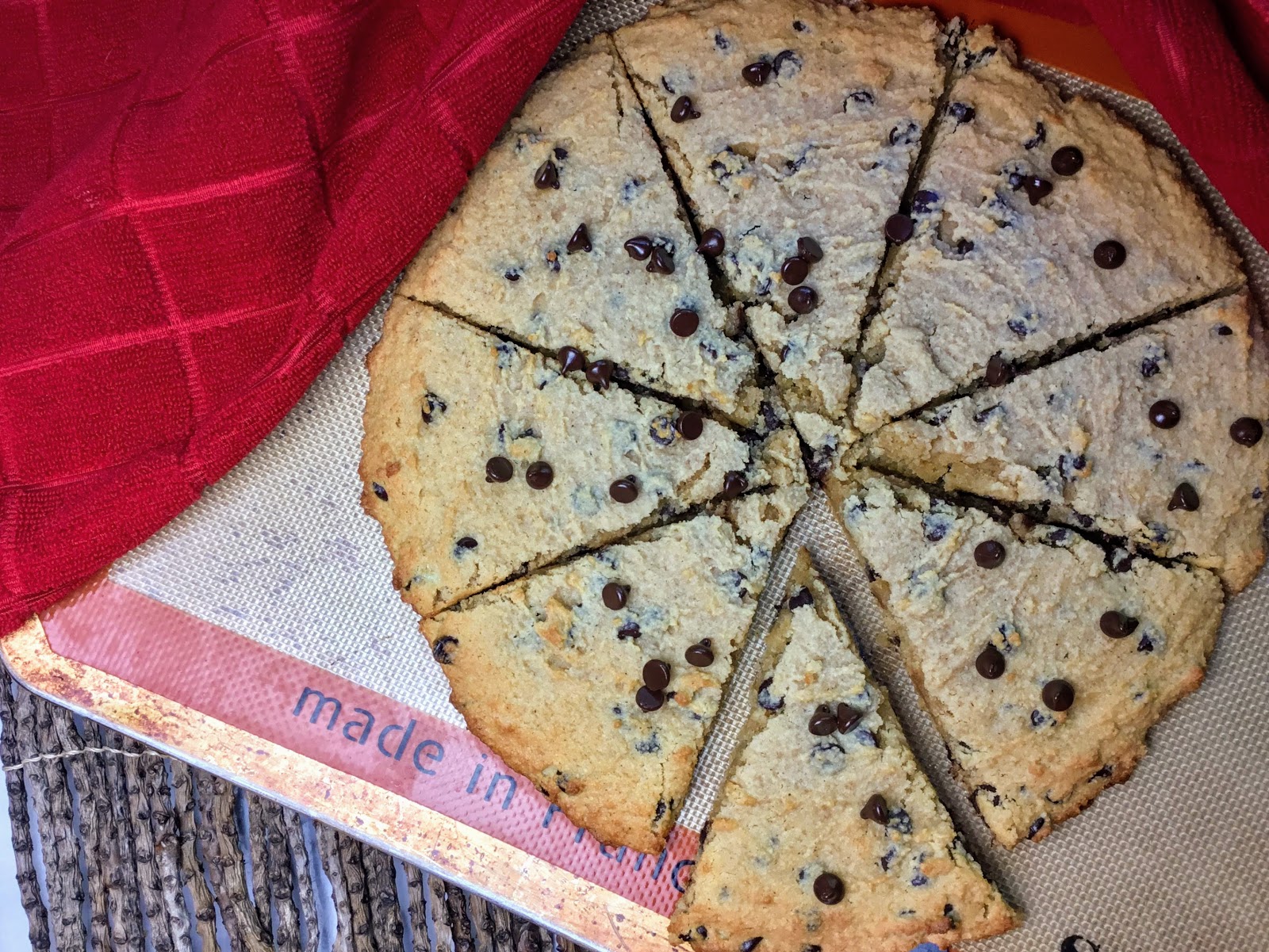 Food Fitness by Paige Sour Cream Chocolate Chip Scones