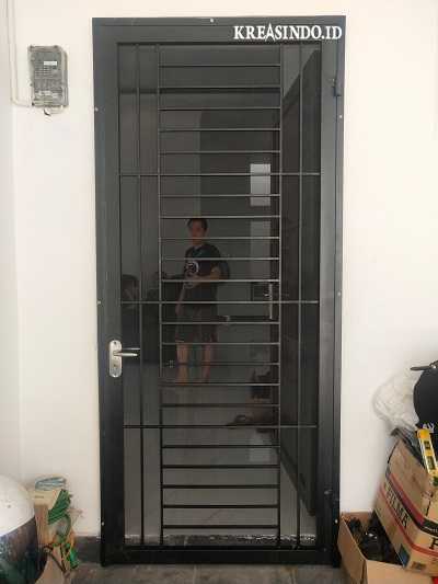 Pintu Kawat Nyamuk Besi dan Teralis Besi pesanan Pak Kartono di Cibinng - Order Ketiga Pintu Kawat Nyamuk Besi dan Teralis Besi pesanan Pak Kartono di Cibinng - Order Ketiga