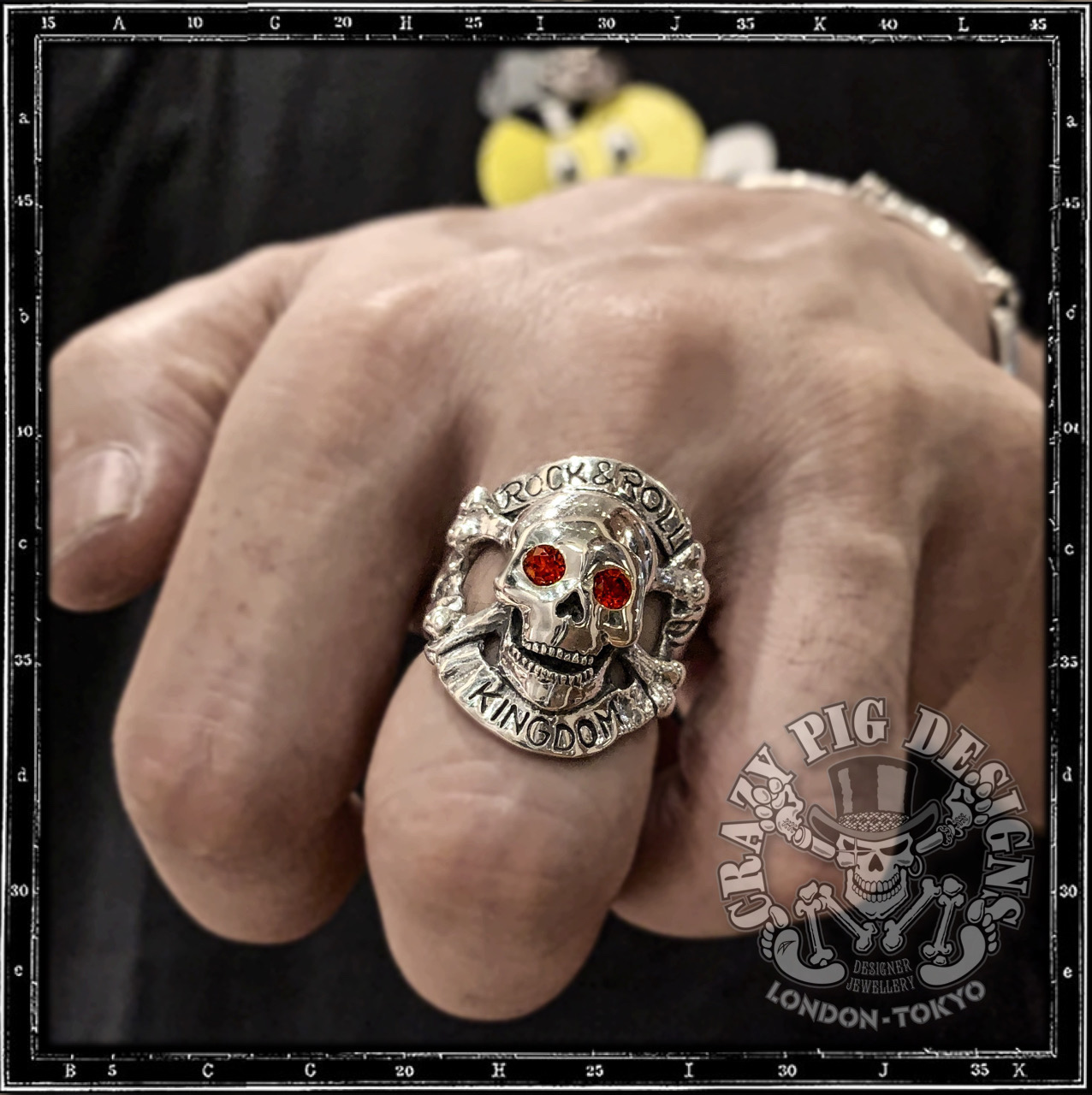 本日限り値下げ！グレートフロッグ　スカルリング　ガーネットアイ　値下げしました！ 本日限り値下げ！グレートフロッグ スカルリング ガーネットアイ