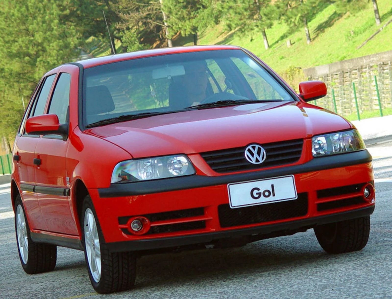 VW Gol e Parati linha 2003