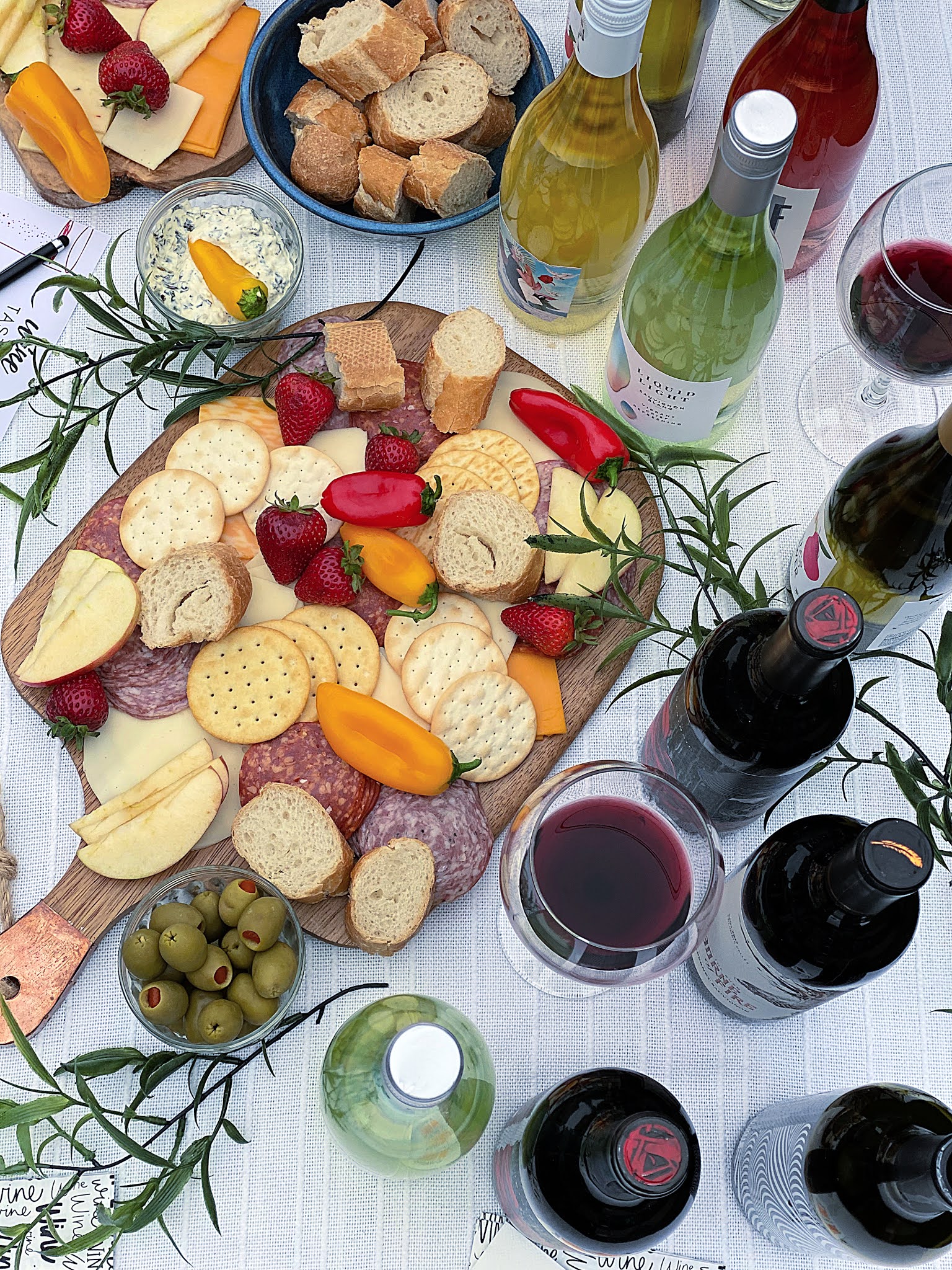 How to Host a Wine Tasting Party at Home