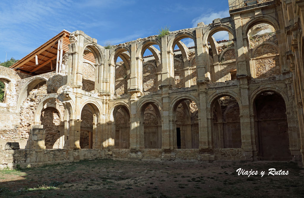 Claustro de Santa María de Rioseco