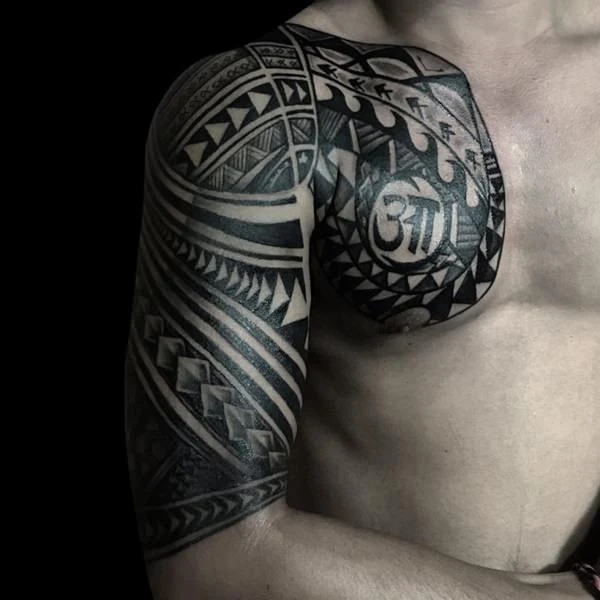 Samoan Tattoo Artist