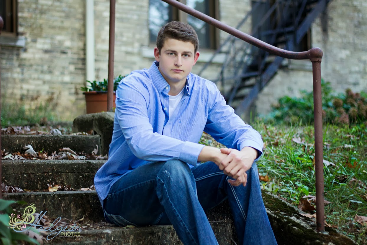 B.Hodges Photos Patrick Hammer