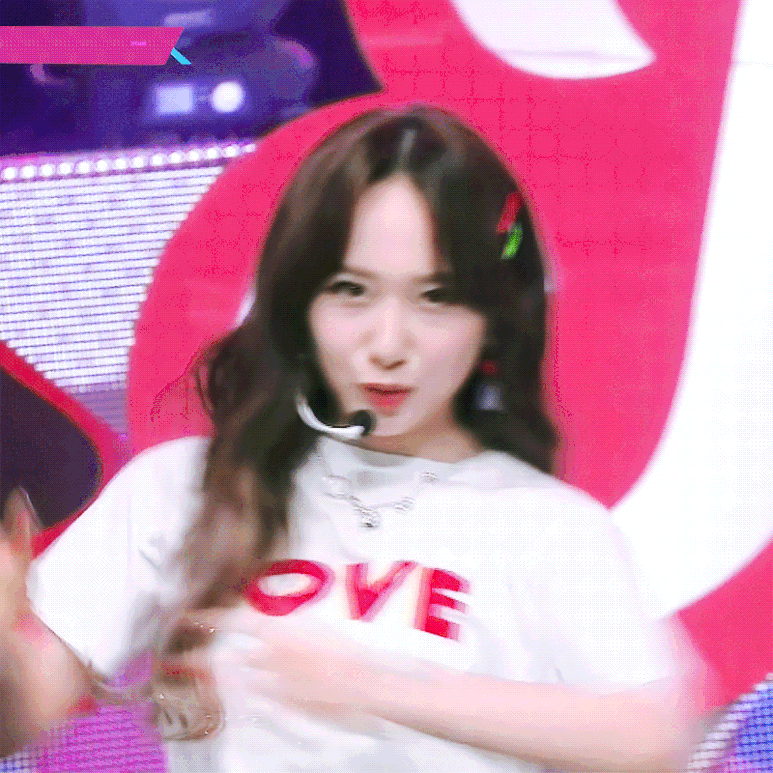 청순한 외모와 다르게 멤버 절반 이상이 체육계 출신이라는 돌 | 인스티즈