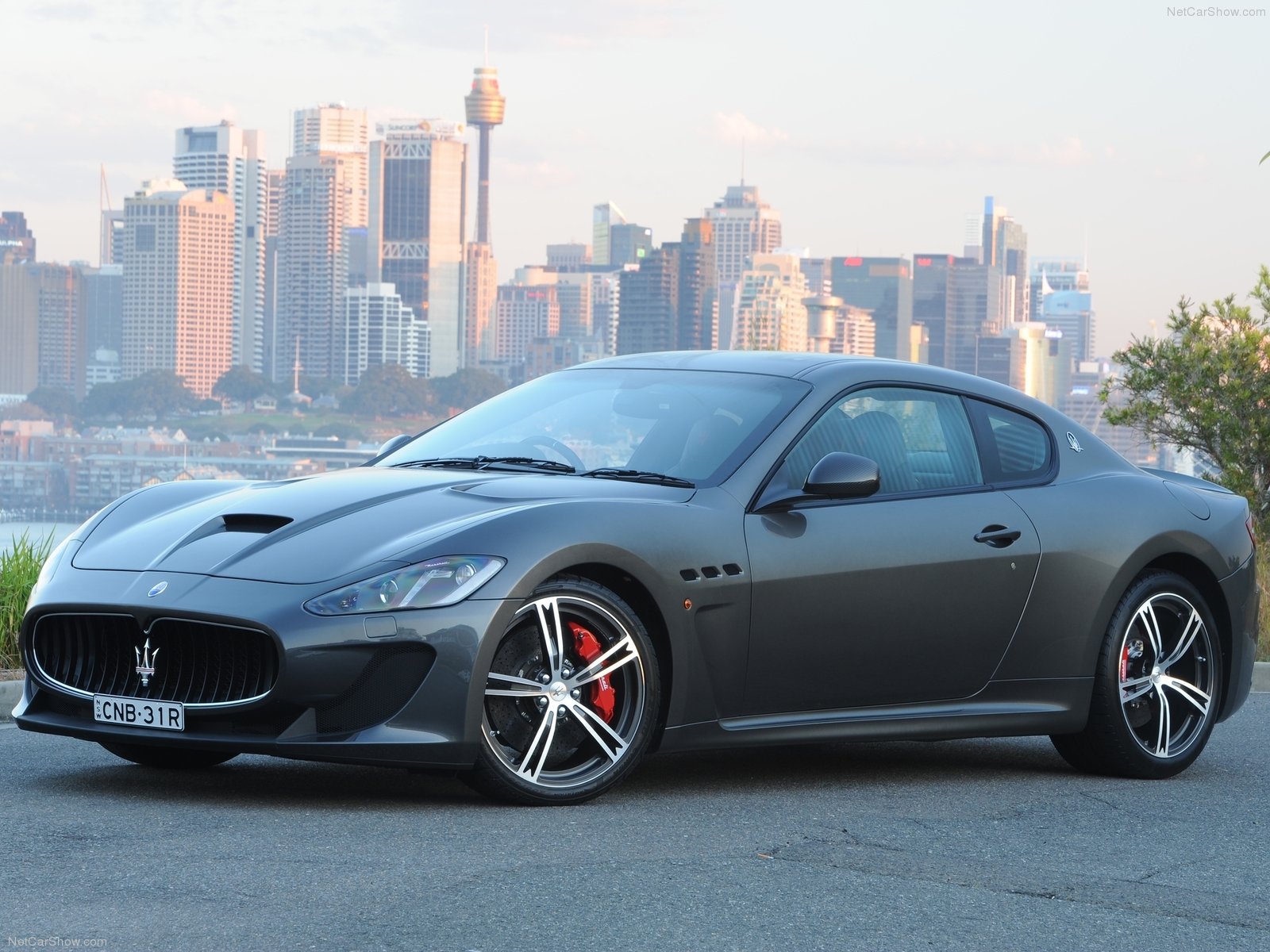 Maserati GRANTURISMO MC Stradale 2020 салон
