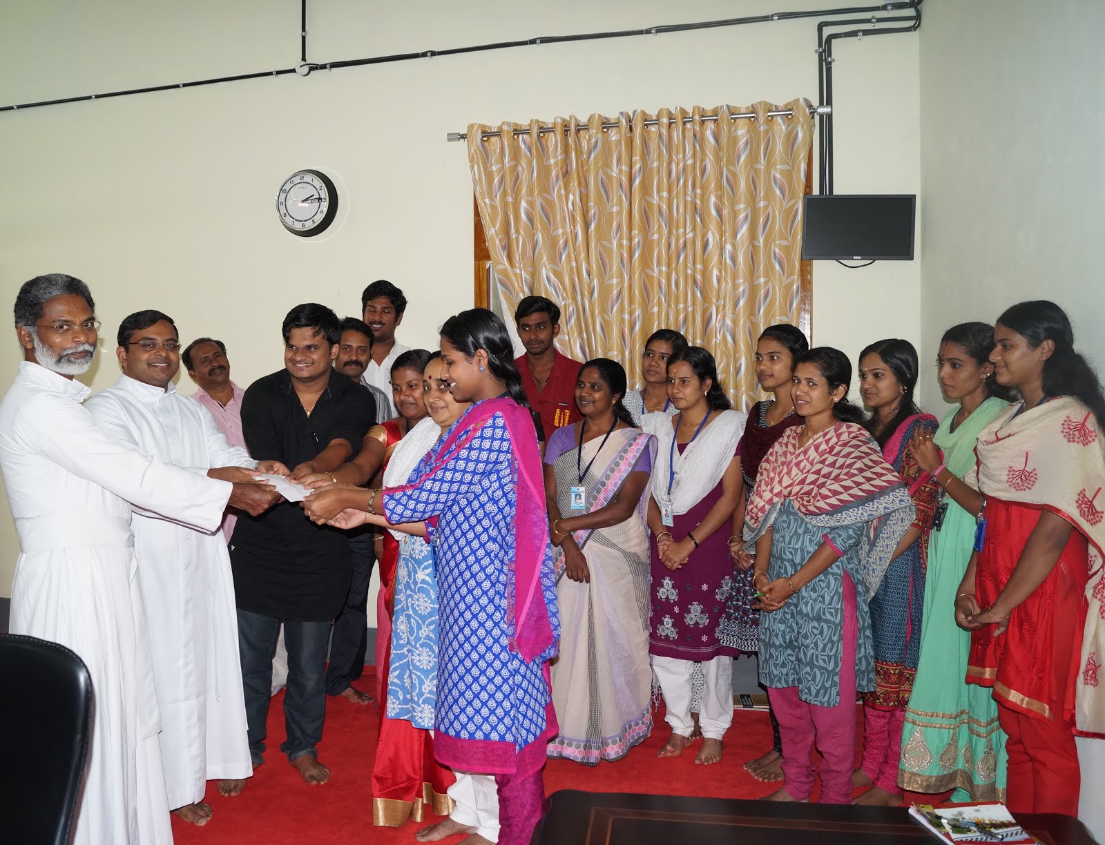 Chennai Relief Fund given to MG University