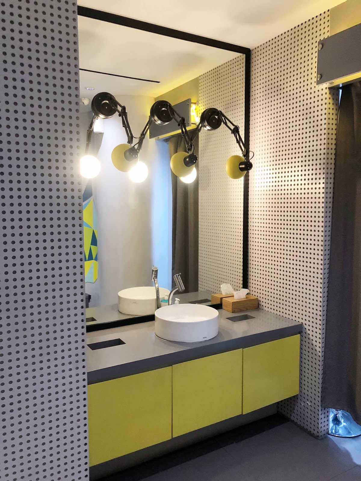 Review Dermies Untuk Wajah Berjerawat Klinik Kecantikan Bandung Kania Dachlan