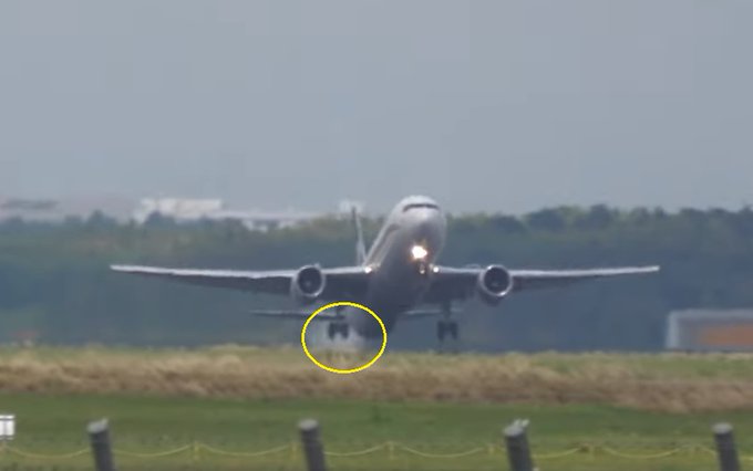 Cargojet Boeing 767 experienced tailstrike during take-off from Tokyo-Narita International 