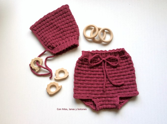 Con hilos, lanas y botones: Picnic Baby Bloomers and Pixie Hat