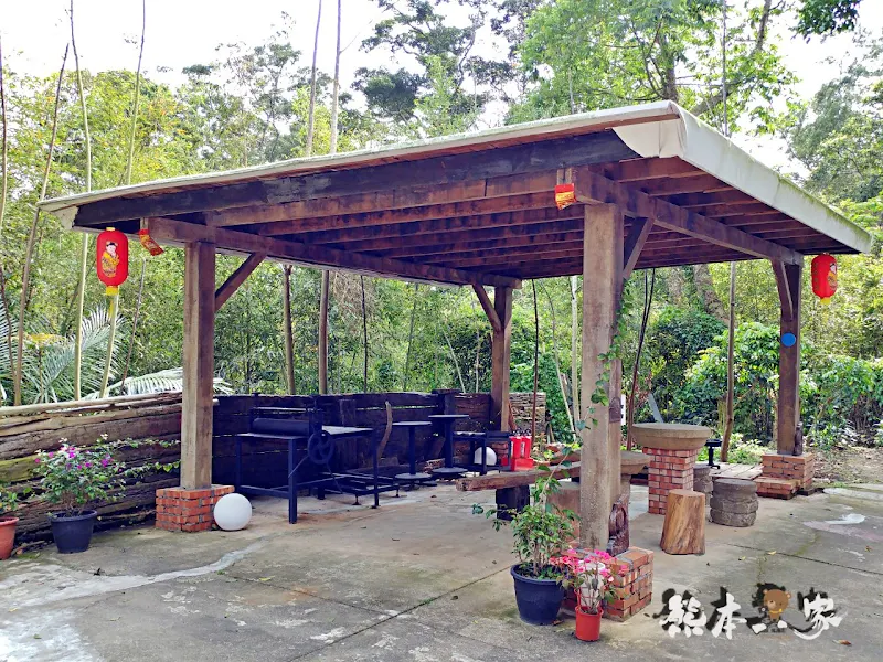 苗栗三義龍騰村百年大院古厝|焉美術行館|老屋重生傳統與現代的融合