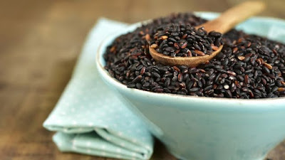 gambar beras hitam organik