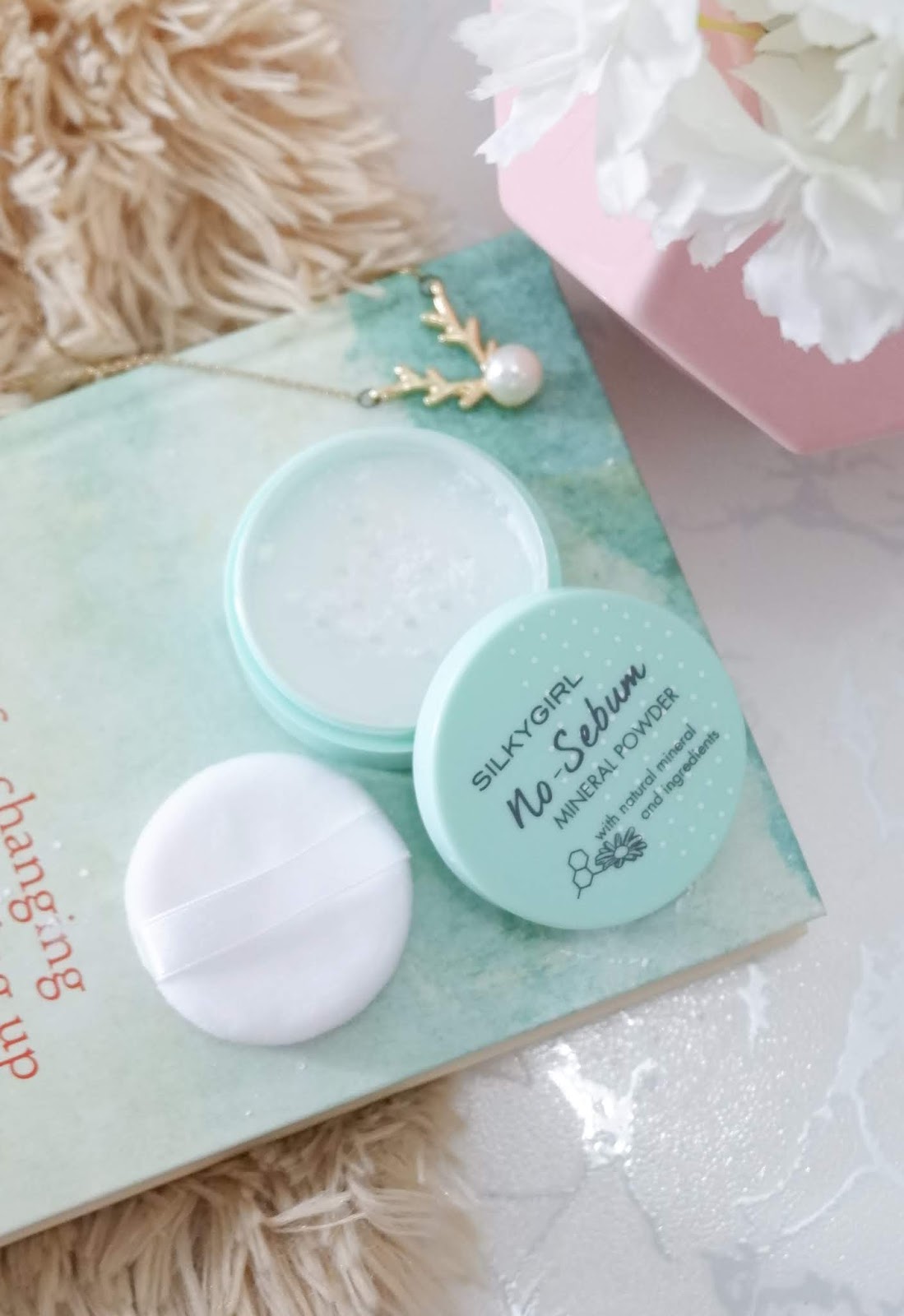 SILKYGIRL: NO-SEBUM MINERAL POWDER REVIEW — Cessa