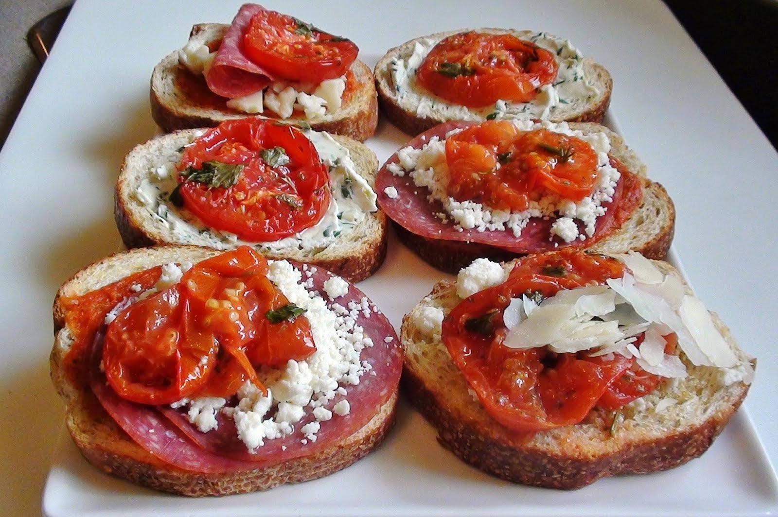 zsuzsa is in the kitchen: CROSTINI WITH OVEN ROASTED TOMATOES