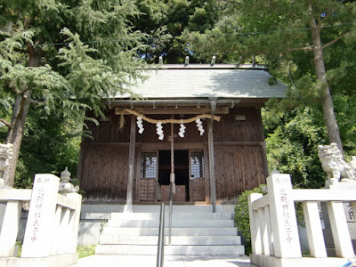 近殿神社