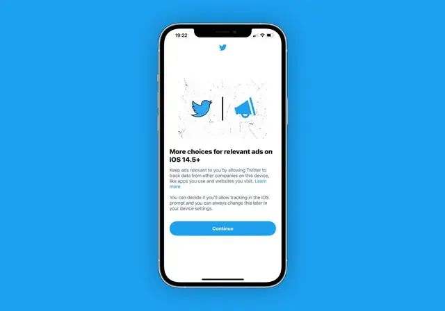 يبدأ Twitter for iOS في مطالبة المستخدمين بتمكين خيار تتبع التطبيق