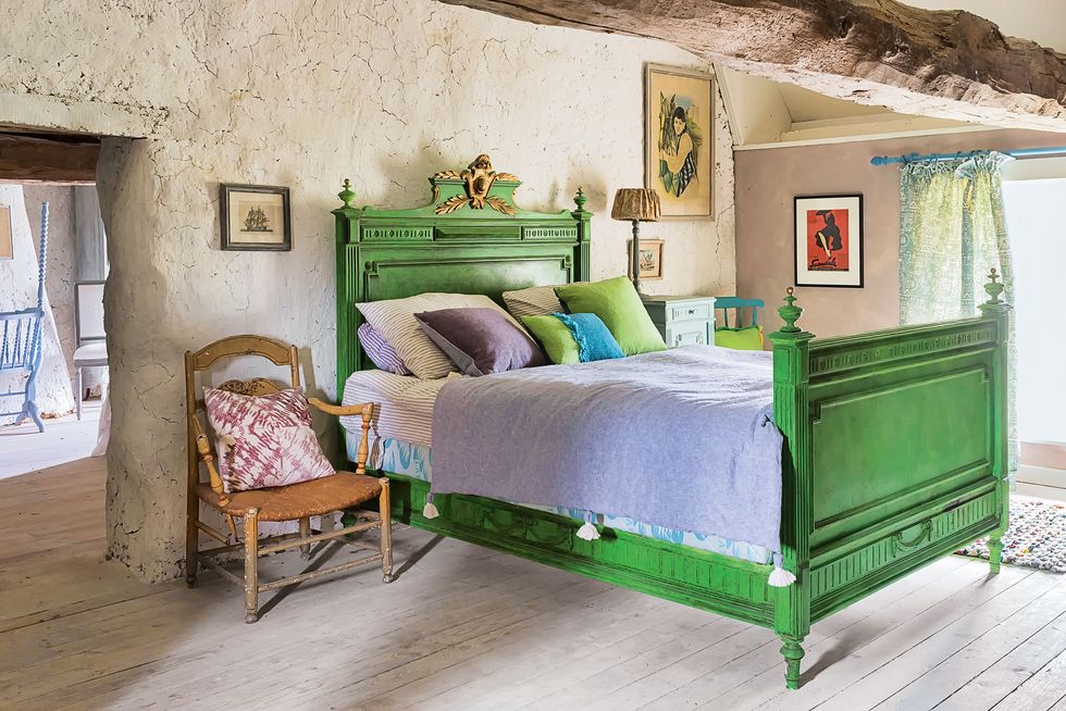 ������� ����� ����� annie-sloan-bedroom-