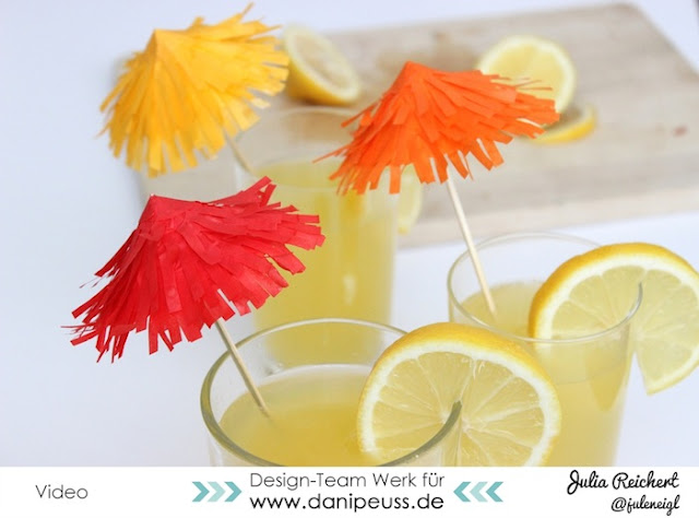 http://danipeuss.blogspot.com/2016/08/diy-cocktailschirmchen-partydeko.html