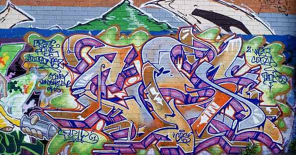 Paris Pompidou Senianlayislakarsilarim Streetart Arte Urbano