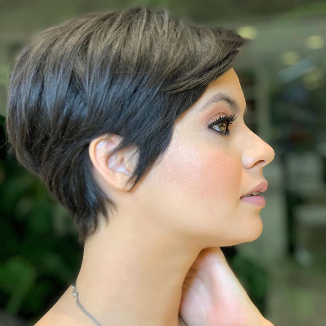 Le régime Natman, également connu sous le nom du régime «hôtesse de l’air» est un régime de très courte durée (4 jours). Ce délai très court correspondrait à la durée des escales des hôtesses de l’air qui profitaient de leur retour sur la terre ferme pour éliminer les excès de leur alimentation pendant les vols. regivia, régime, riz et regime, poire au chocolat, aliment pour faire caca, aliment ultra transformé, substitut de viande, aliment bon pour la santé, santé, e sante