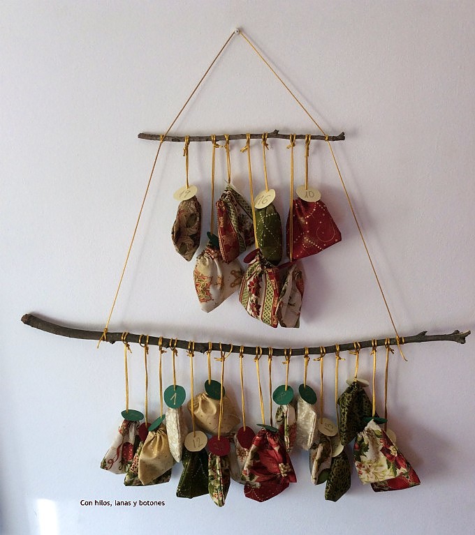 Con hilos, lanas y botones: DIY calendario de Adviento