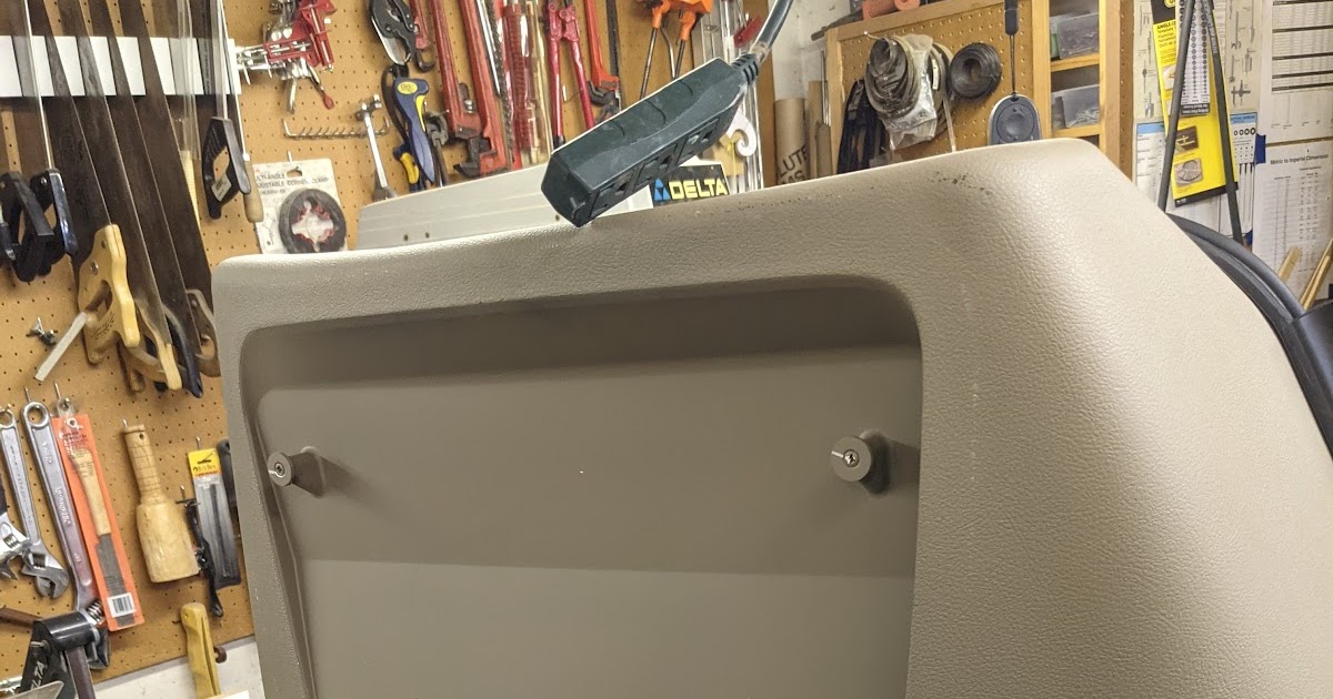 Dons DIY Projects Insulating the RV Doghouse