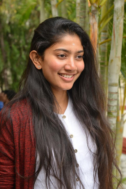 Actress Sai Pallavi Latest Cute Image Gallery 16