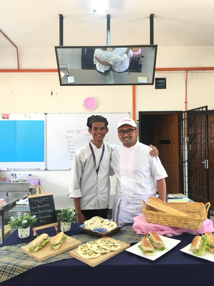 Kelas 'Speciality Bread' di Kolej Vokasional Langkawi (Hands On) Ritz