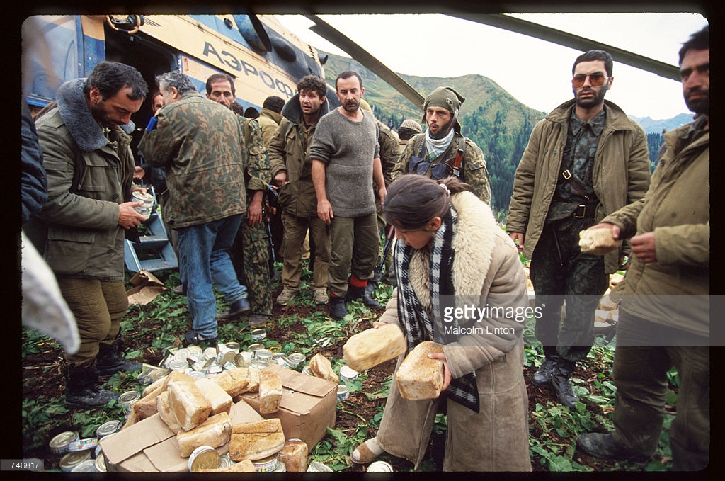 Грузины бежали. Грузино-Абхазский конфликт 1992-1993. Беженцы из Абхазии грузины 1993г.