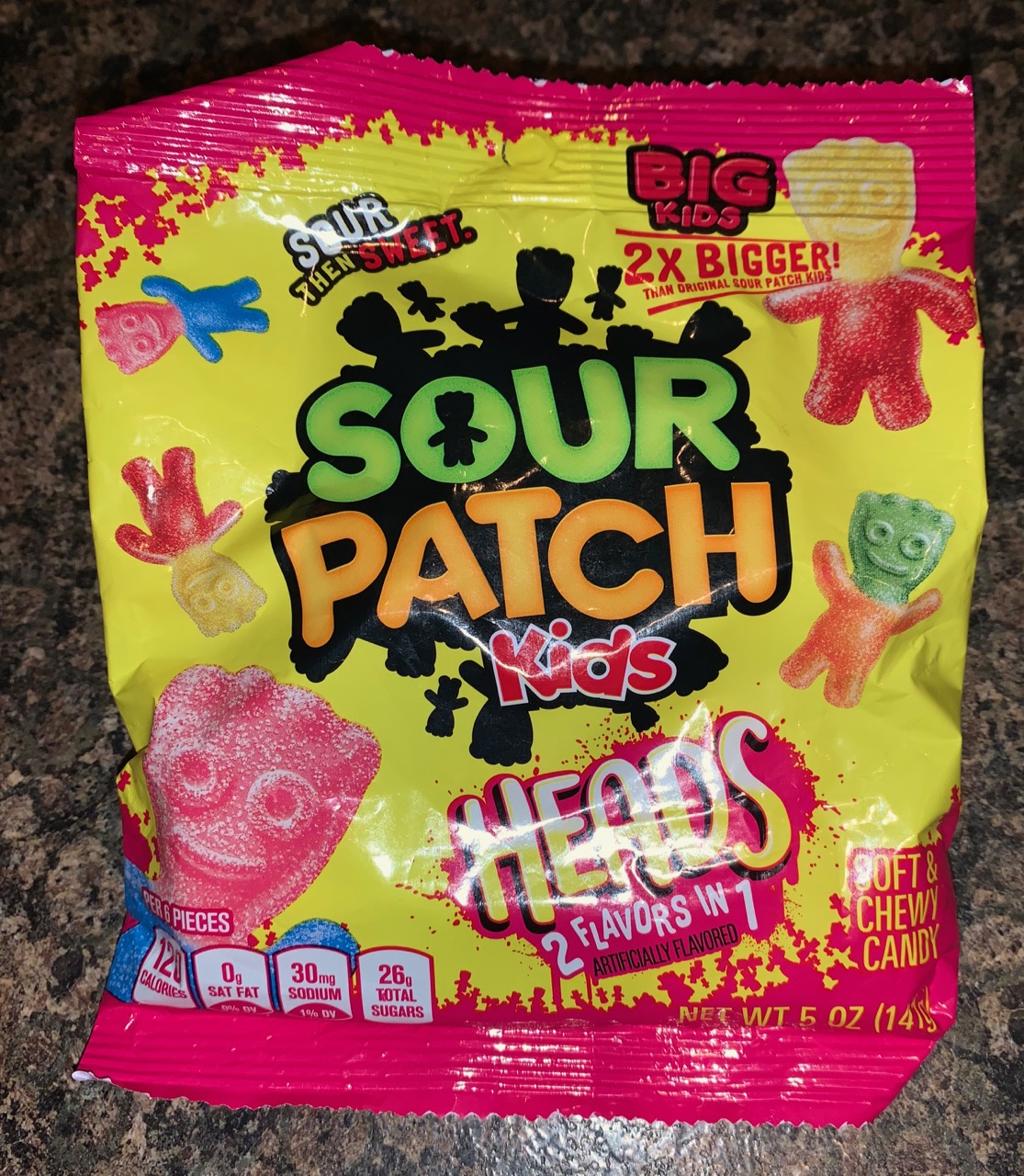 FOODSTUFF FINDS Sour Patch Kids Heads 2 Flavours in 1 (Amazon) By