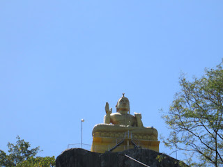 Aluvihara cave temple