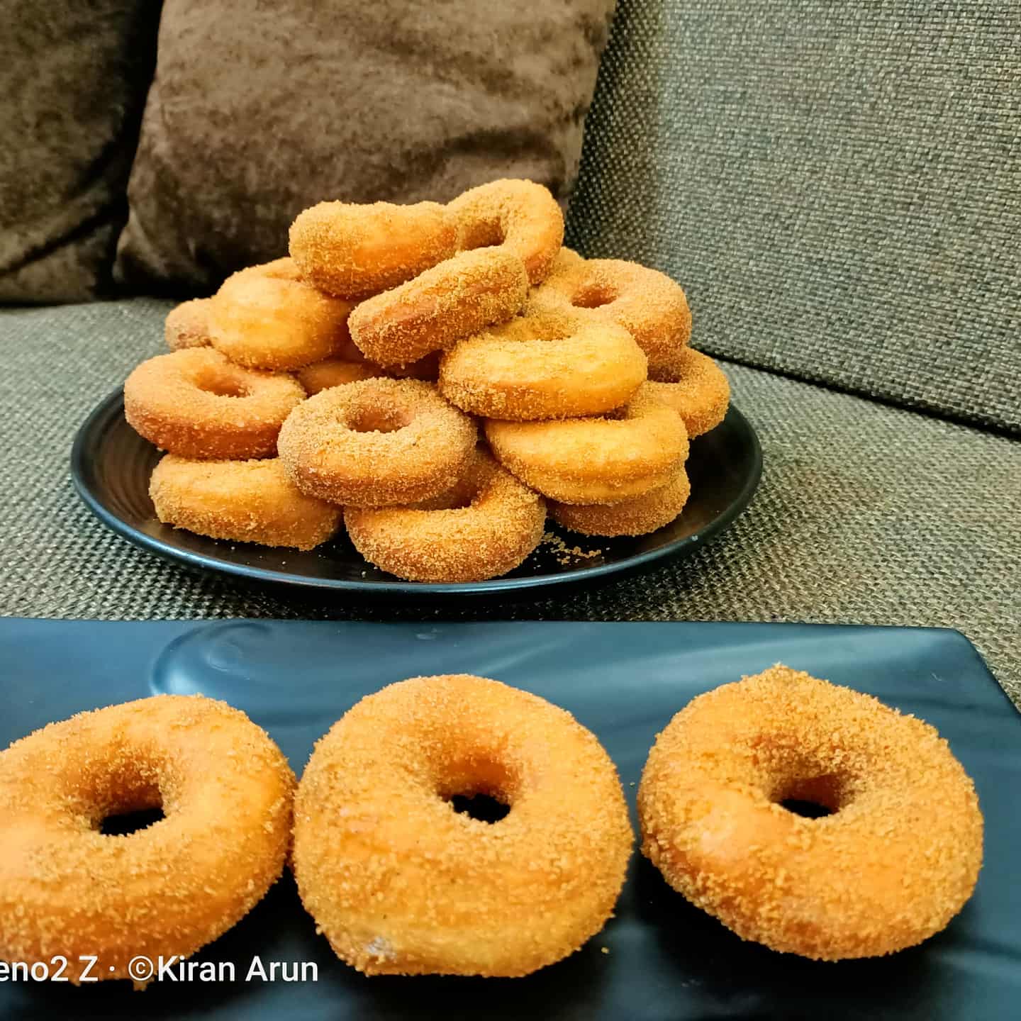 Eggless donuts