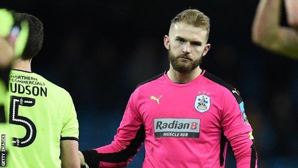 Oficial: El Huddersfield Town renueva hasta 2019 a Joel Coleman