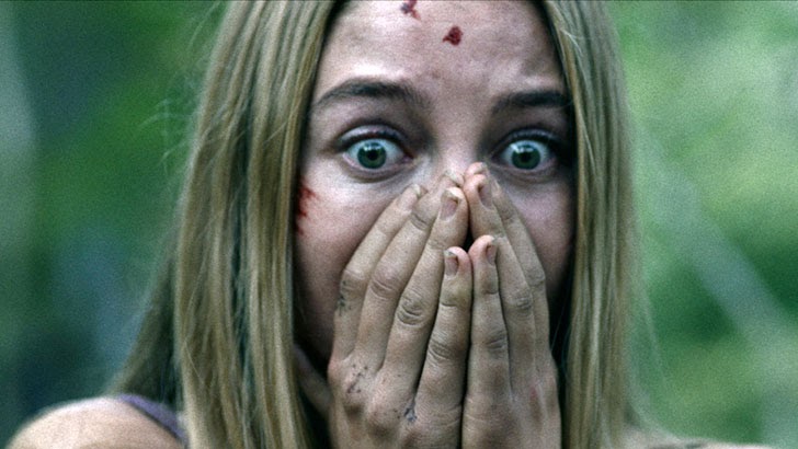 Pânico na Floresta | Jovens tentam escapar de armadilha mortal no primeiro  clip do reboot | Sangue Tipo B - Filmes de Terror